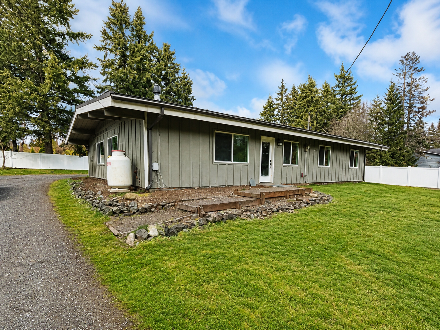 3070 NW Paul Benjamin Rd