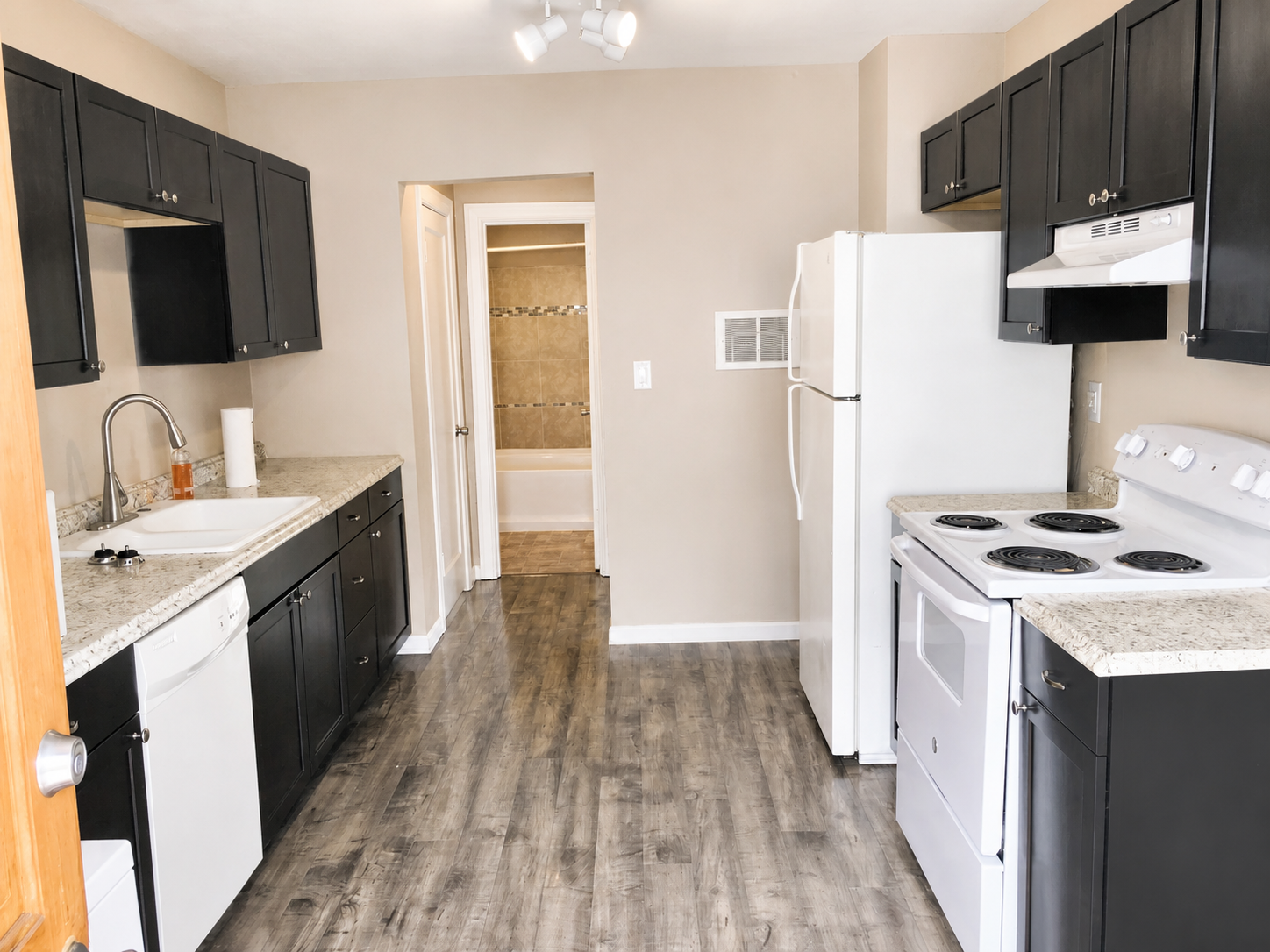 2125 4th Street